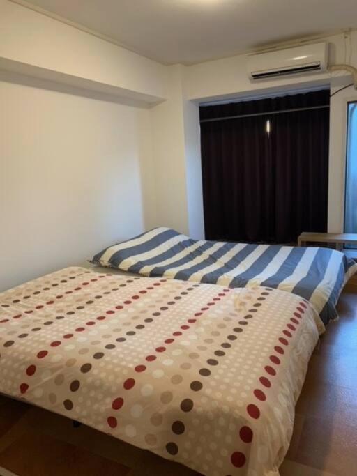 ２ Beds. Comfortable . Dotonbori / Kuromon Market. โอซาก้า ภายนอก รูปภาพ