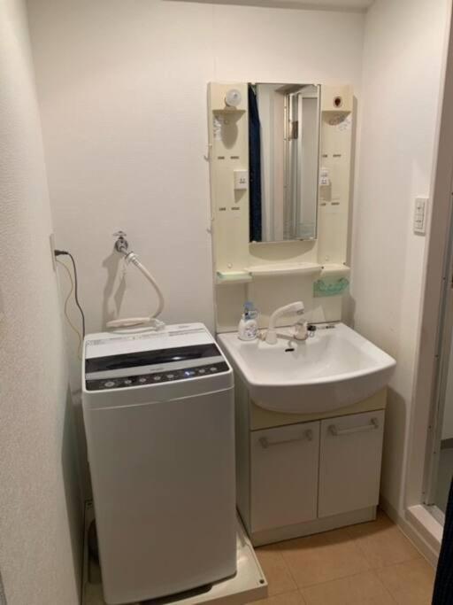 ２ Beds. Comfortable . Dotonbori / Kuromon Market. โอซาก้า ภายนอก รูปภาพ